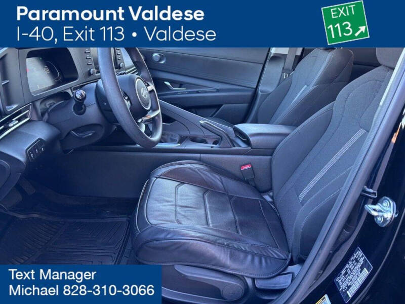 2024 Hyundai Elantra SE