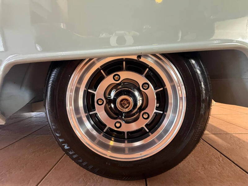 1972 Volkswagen Bus