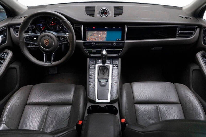 2020 Porsche Macan