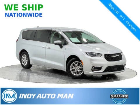 2023 Chrysler Pacifica for sale at INDY AUTO MAN in Indianapolis IN