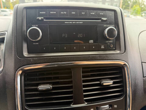 2013 Dodge Grand Caravan SE
