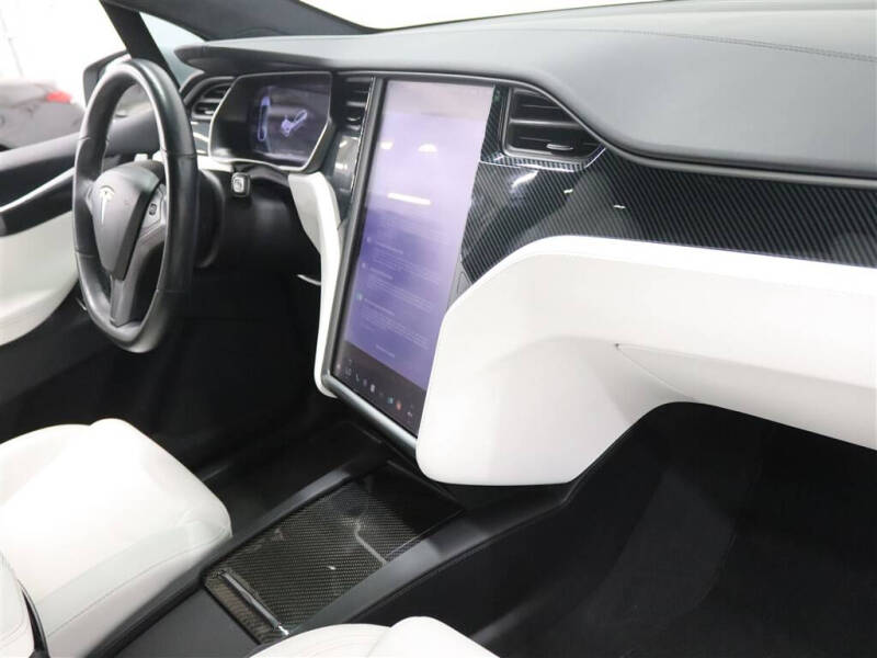 2020 Tesla Model X Long Range