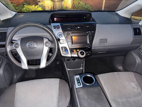 2012 Toyota Prius v Two