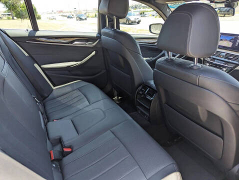 2021 BMW 5 Series 530i