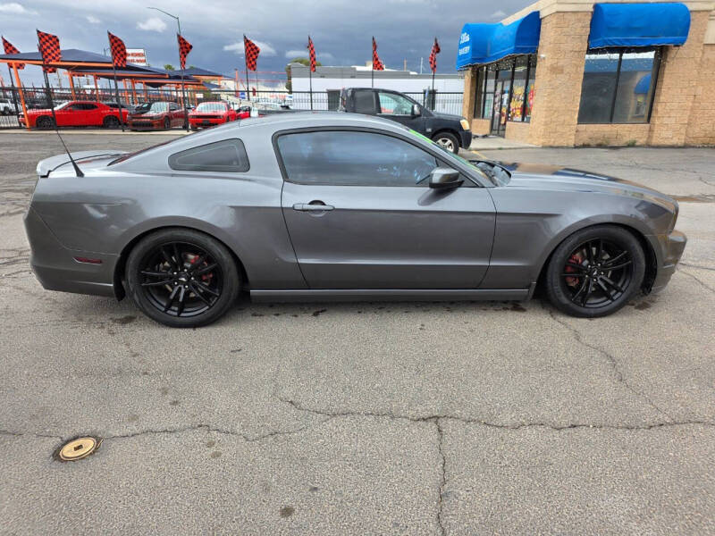 2013 Ford Mustang V6