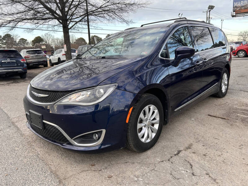 2017 Chrysler Pacifica Touring Plus