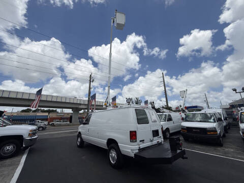 2011 Ford E-Series E-350 SD