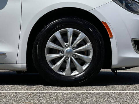 2017 Chrysler Pacifica