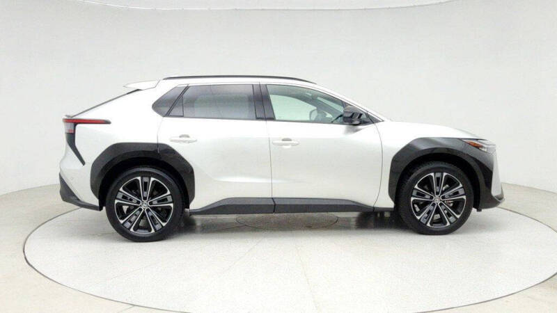 2024 Toyota bZ4X Limited