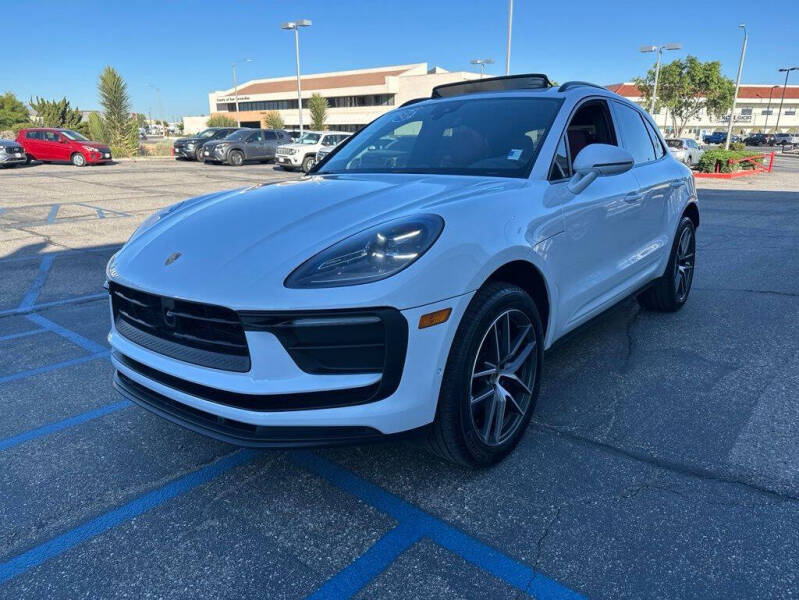 2022 Porsche Macan