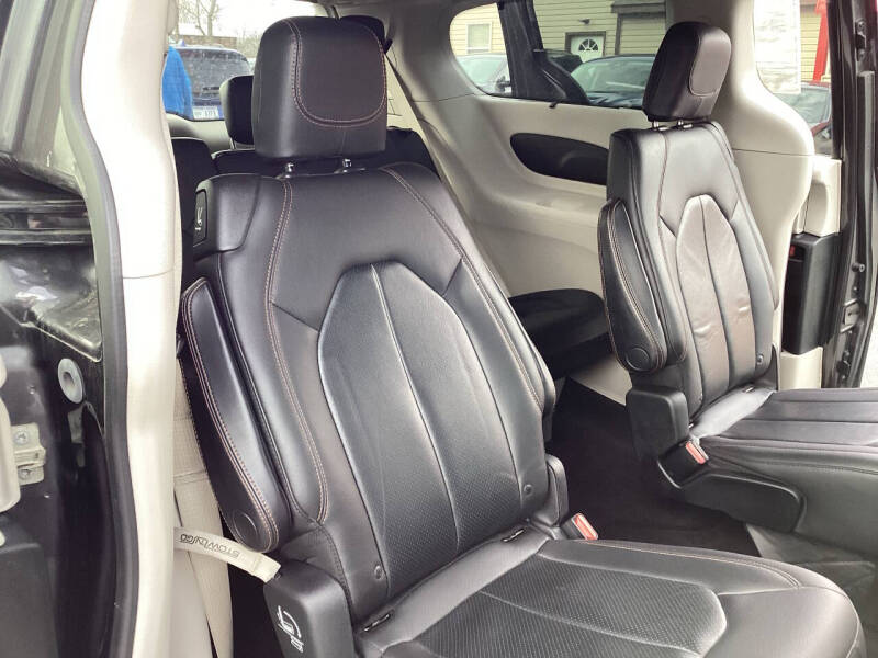 2018 Chrysler Pacifica Touring L