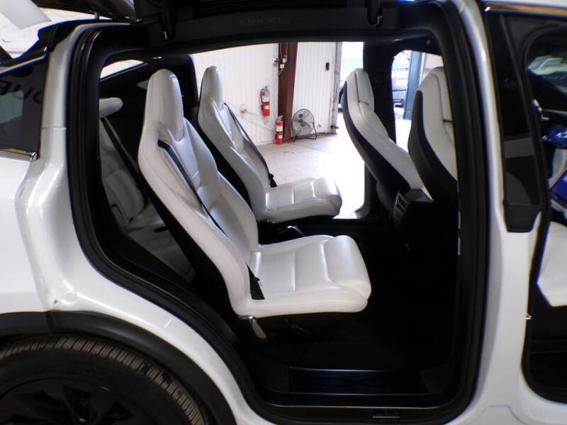 2017 Tesla Model X 75D