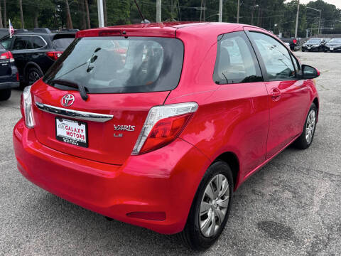 2012 Toyota Yaris 3-Door LE