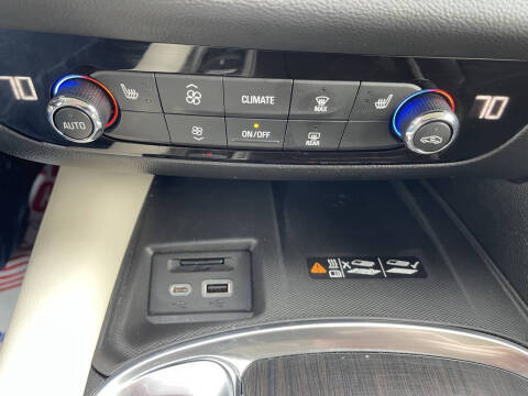 2024 Buick Enclave Essence