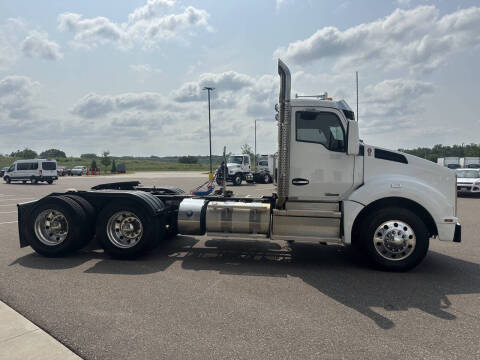 2020 Kenworth T880