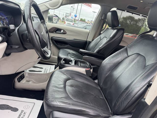 2019 Chrysler Pacifica Touring L