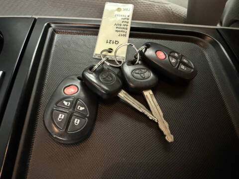 2017 Toyota Sienna LE 8-Passenger