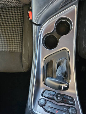 2022 Dodge Challenger SXT