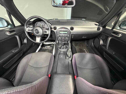 2010 Mazda MX-5 Miata