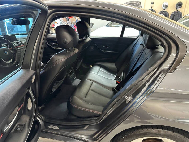 2013 BMW 3 Series 335i xDrive