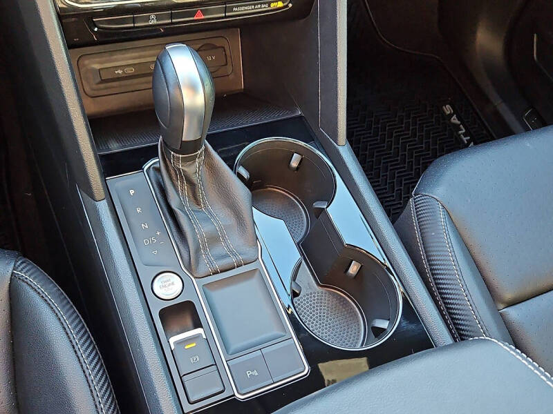 2023 Volkswagen Atlas Cross Sport SE