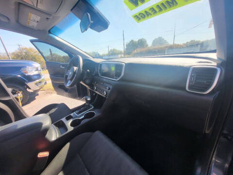 2022 Kia Sportage LX