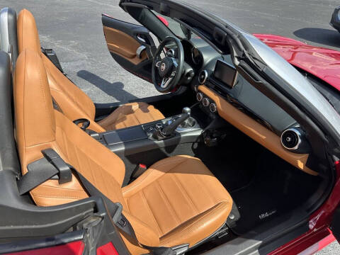 2018 FIAT 124 Spider Lusso