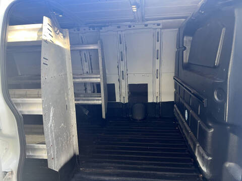 2018 Chevrolet Express 2500