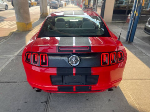 2013 Ford Mustang V6