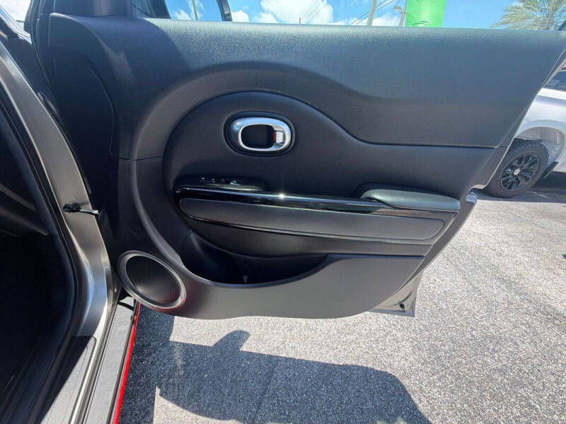 2017 Kia Soul !