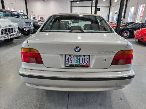 2000 BMW 5 Series 528i