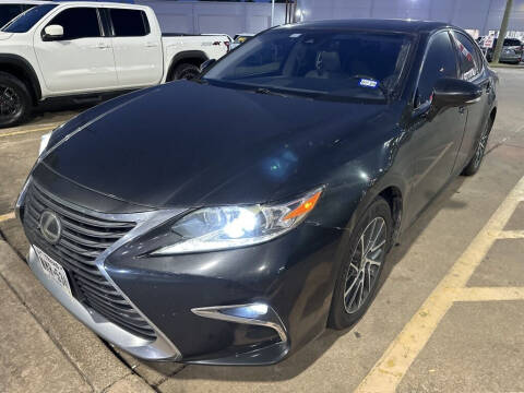 2016 Lexus ES 350 for sale at Joe Myers Toyota PreOwned in Houston TX