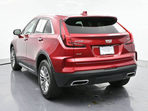 2025 Cadillac XT4 Premium Luxury