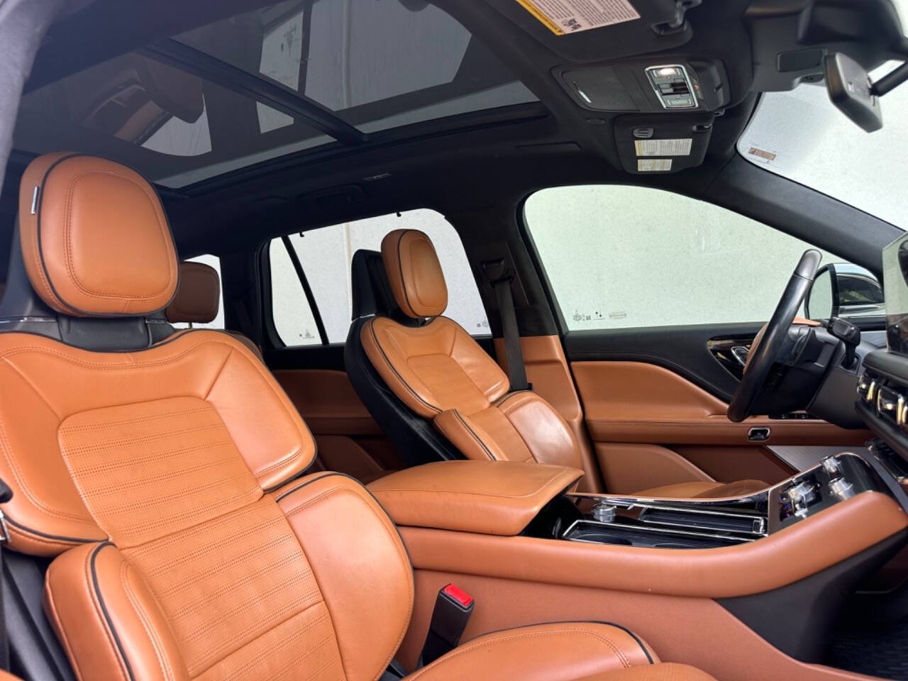 2020 Lincoln Aviator for sale at Phoenix Motor Co in Romulus, MI