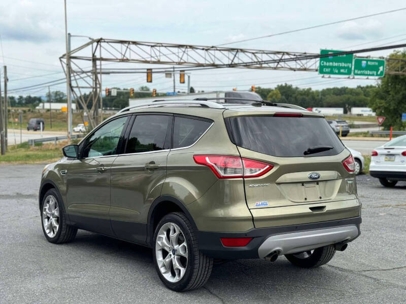 2013 Ford Escape Titanium photo 3