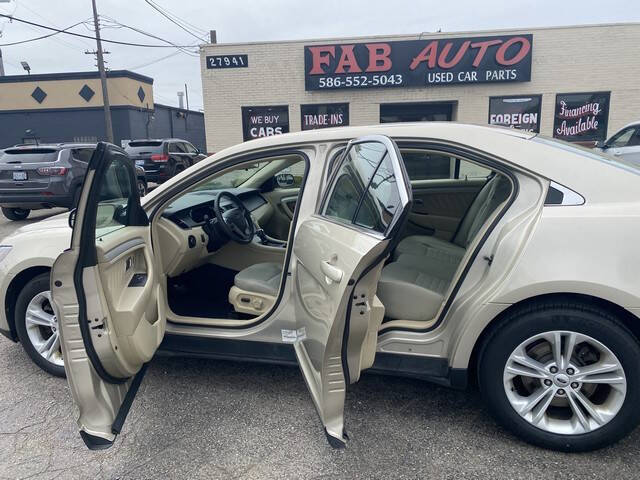 2018 Ford Taurus SE
