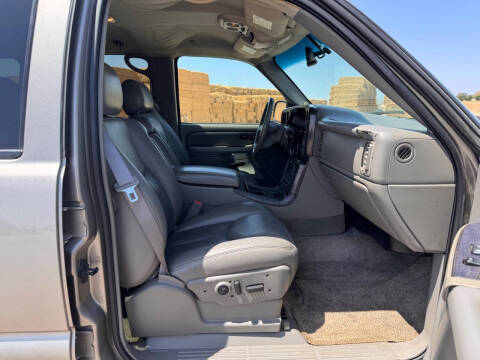 2003 GMC Yukon Denali