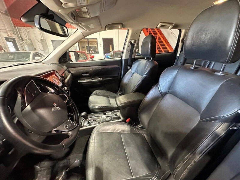2020 Mitsubishi Outlander