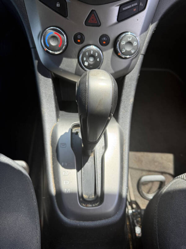 2016 Chevrolet Sonic LT Auto