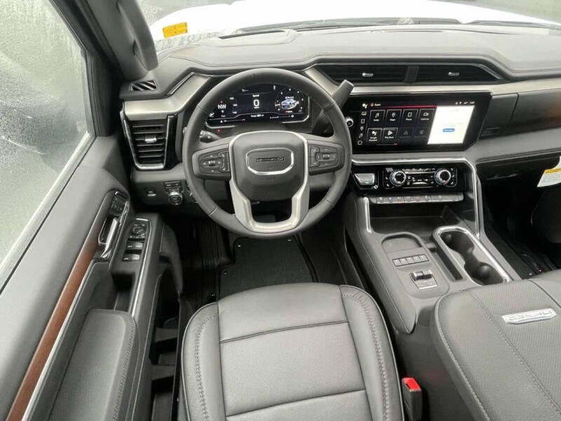 2025 GMC Sierra 3500HD