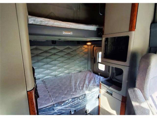 2016 Freightliner Cascadia