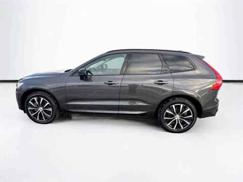 2025 Volvo XC60 B5 Plus Dark Theme