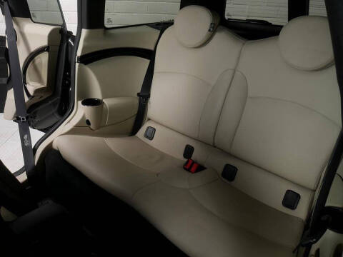 2011 MINI Cooper Clubman John Cooper Works