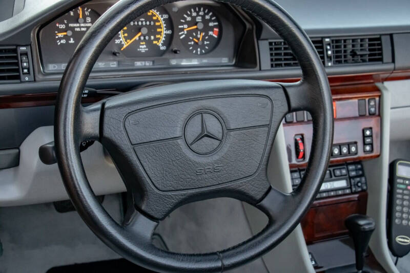 1995 Mercedes-Benz E-Class E 320