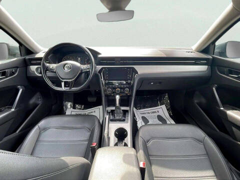 2020 Volkswagen Passat SE