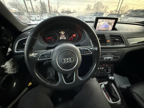 2017 Audi Q3 2.0T quattro Prestige