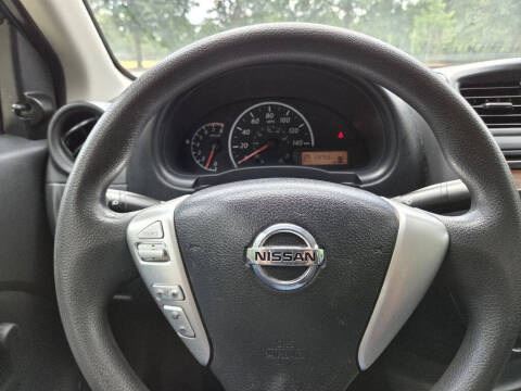 2015 Nissan Versa 1.6 S