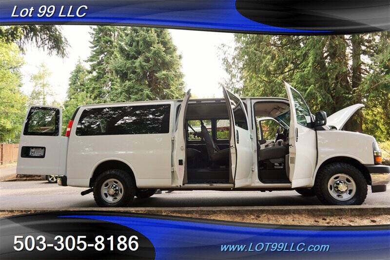 2017 Chevrolet Express LT 3500
