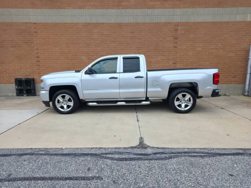 2018 Chevrolet Silverado 1500 Custom