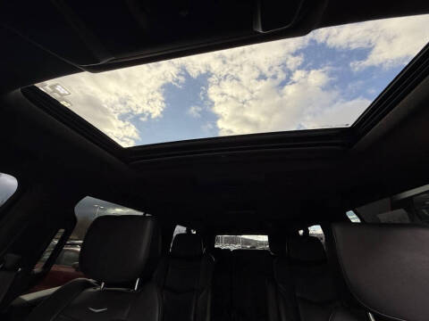 2017 Cadillac Escalade ESV Platinum